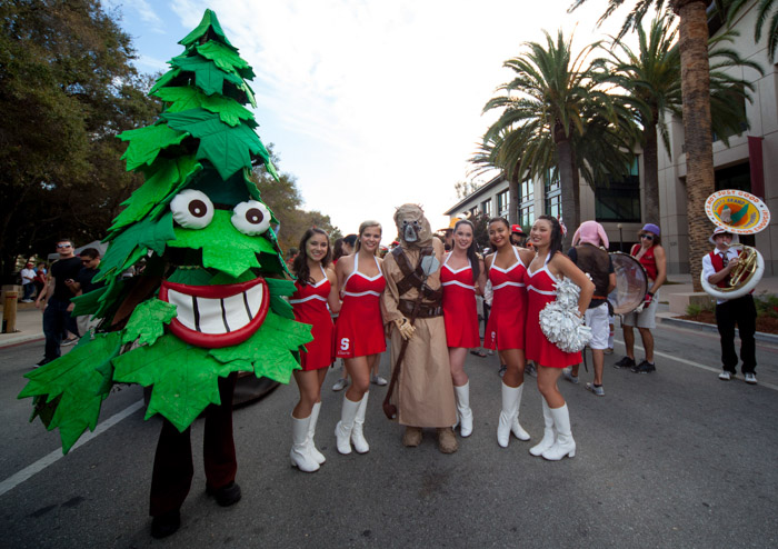 The Stanford Dollies and the Tree before a football game The Stanford Dollies and the Tree before a football game